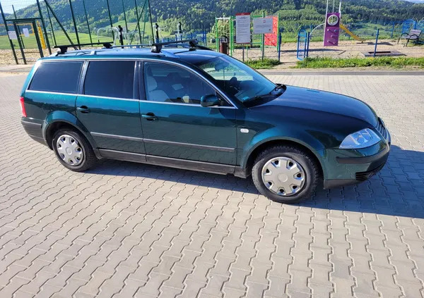 małopolskie Volkswagen Passat cena 5999 przebieg: 430000, rok produkcji 2002 z Grybów